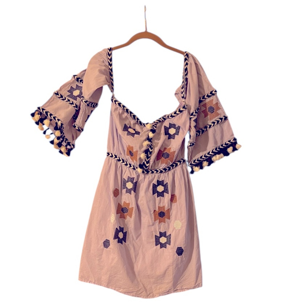 Boho Embroidered strapless short Dress with Pom Pom detachable Sleeves (mlb)